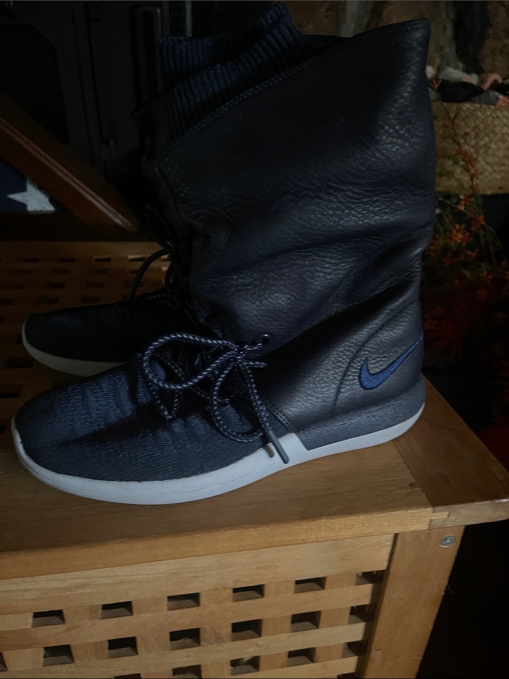 Nike Dark Blue High-Top Sneakers with White Sole